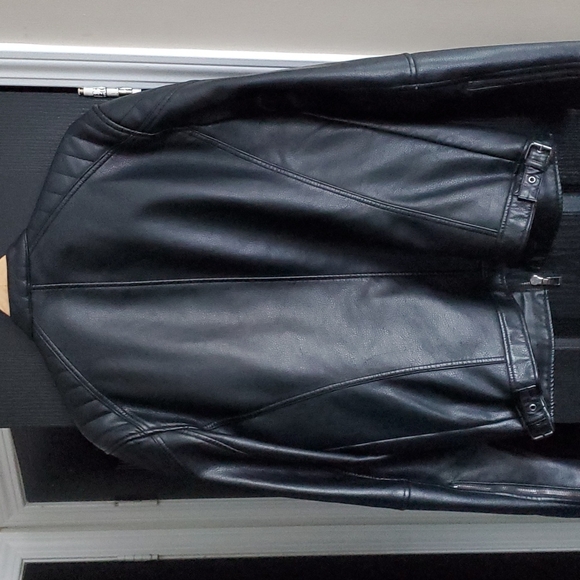 Zara faux Leather jacket - Picture 3 of 4